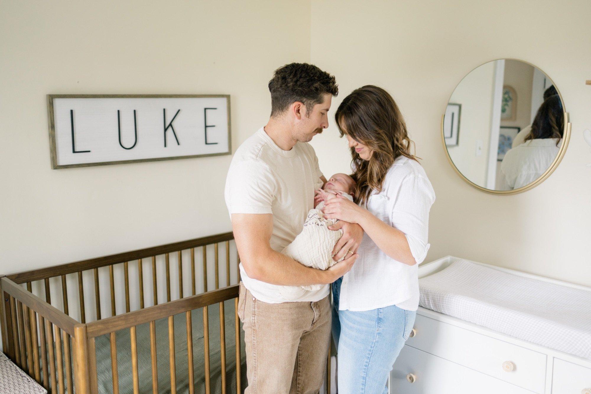 carousel-hero-element image-13